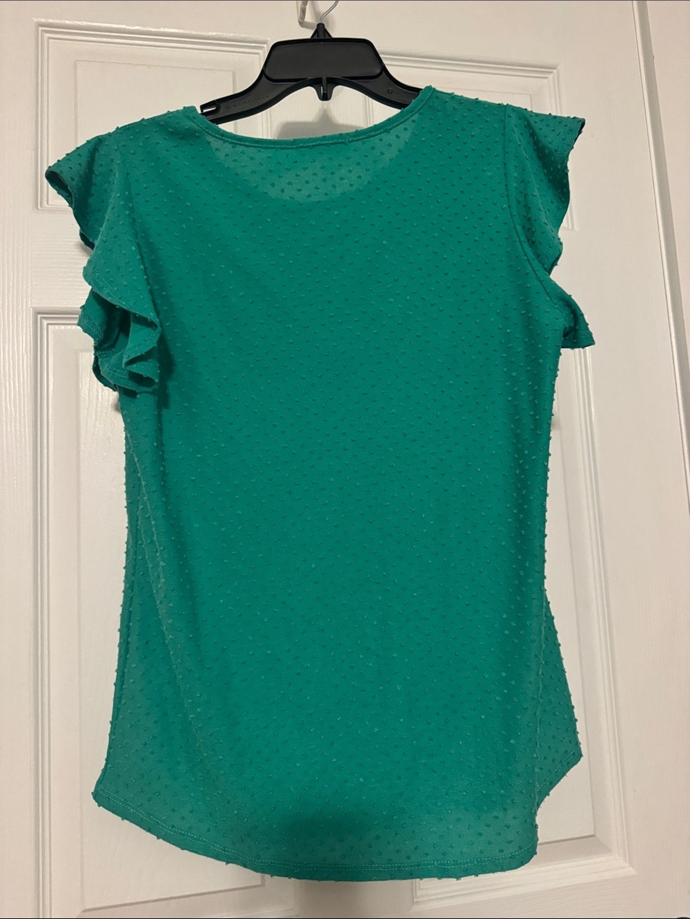 Bombom Made in USA Women’s Textured Flutter Sleeve Green Top - Picture 6 of 6